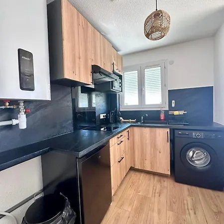 La Savane Avec Parking Privatif Et Climatisation * بيربينيو